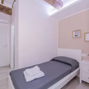 Residenza Borgo Guazzo Maison d'hôtes Parme